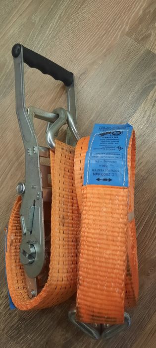 Ремні-стяжки.Ціна актуальна до кінця лютого