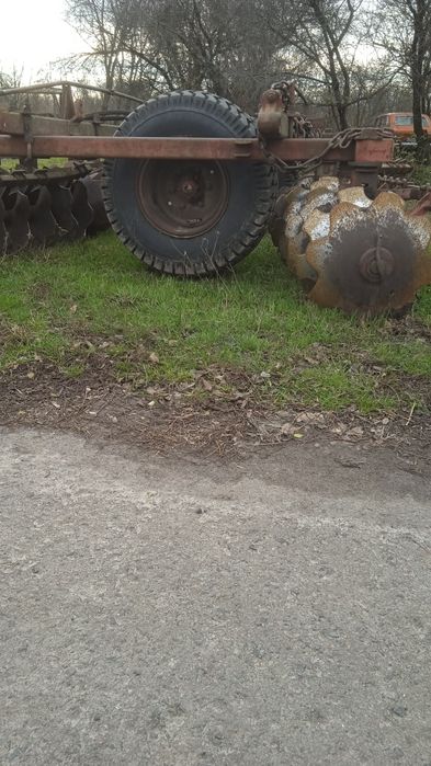 Продам діскову борону БДТ-7 сама середина