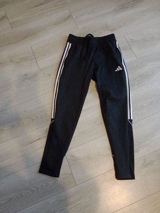 Spodnie dresowe adidas s