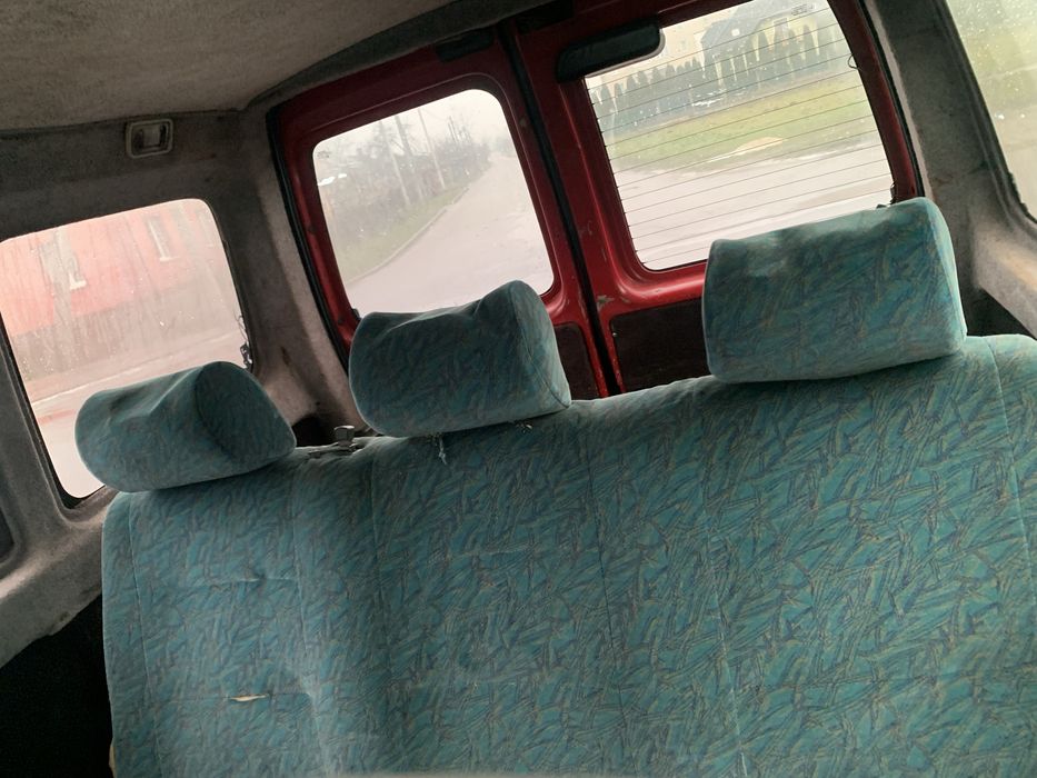 Пежо Партнер.