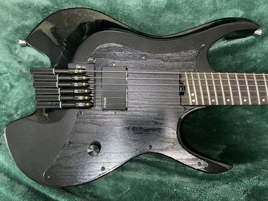 Электрогитара Mooer GTRS Wing W800 (Pearl Black) + Emg