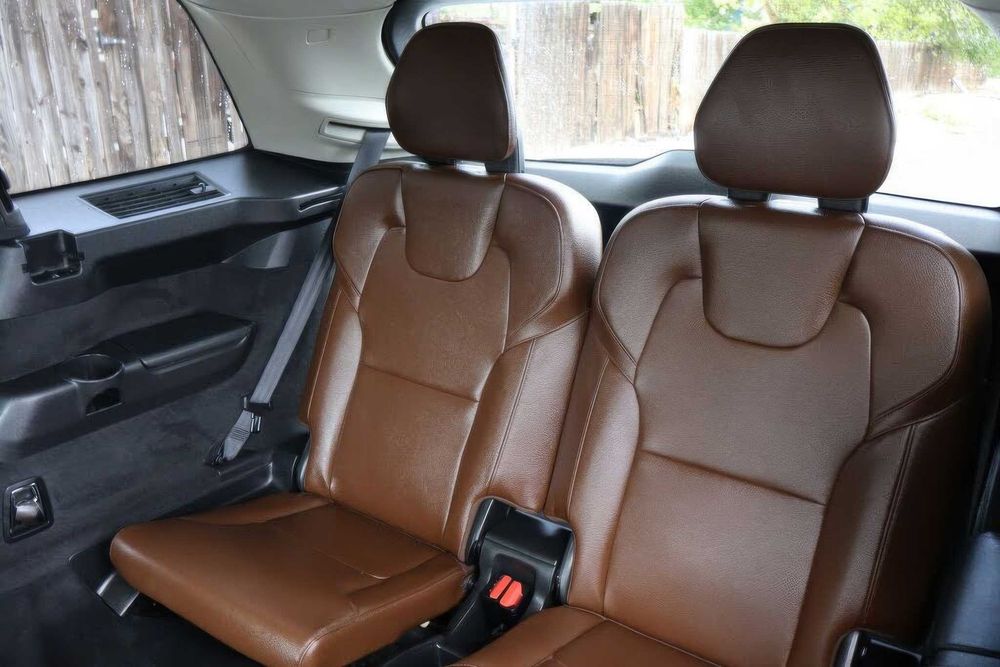 Volvo XC90 T6 Momentum      2019