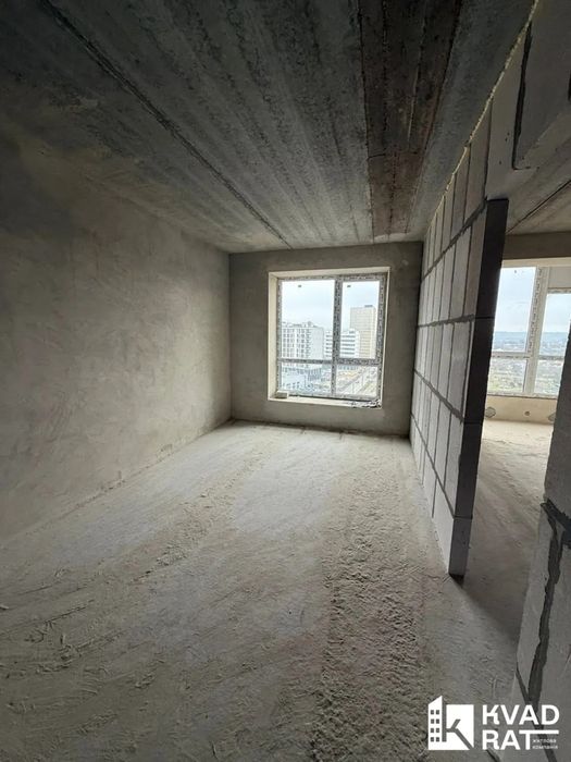 Готова до ремонту 1км квартира !17 секція !Княгинин