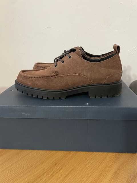 Pier One Oksfordki Unisex 41 – Skóra Ekologiczna – Stan Idealny
