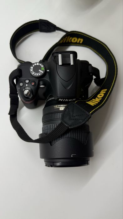 Продам фотоаппарат Nicon D3200