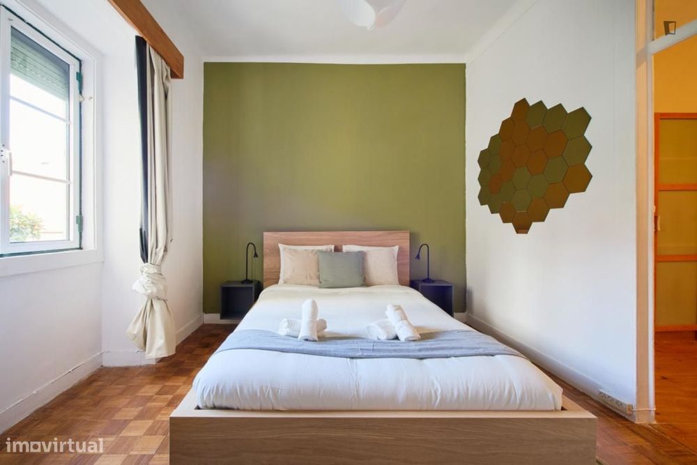 Quarto - localizado em São Bento Lisbon