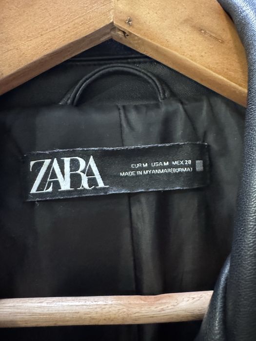 Черная куртка косуха Zara