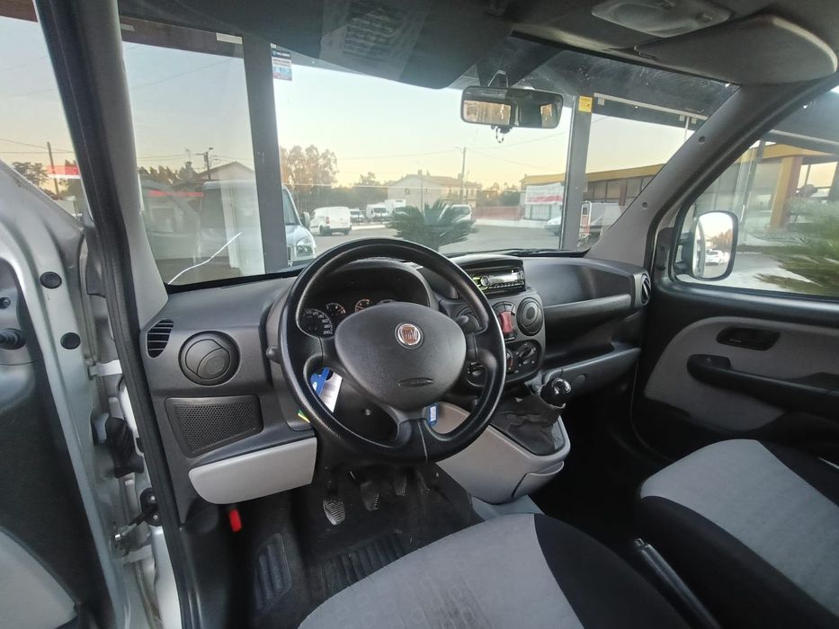 Fiat Doblo 1.3 multi-jet 5-Lugares