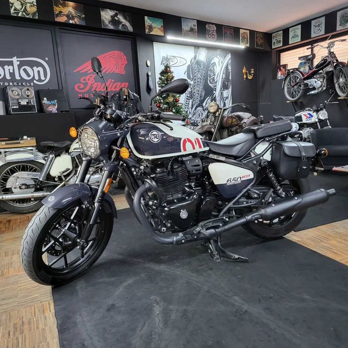 Royal Enfield Shotgun 650 / 2024