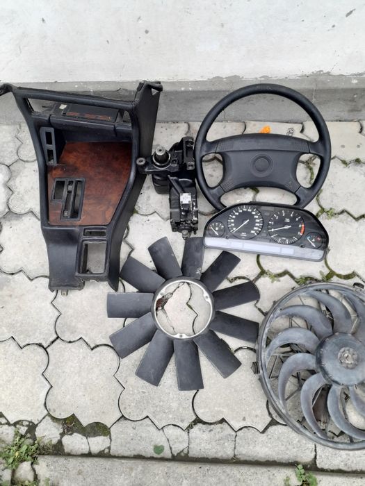 Рульова bmw 750 е32 1993