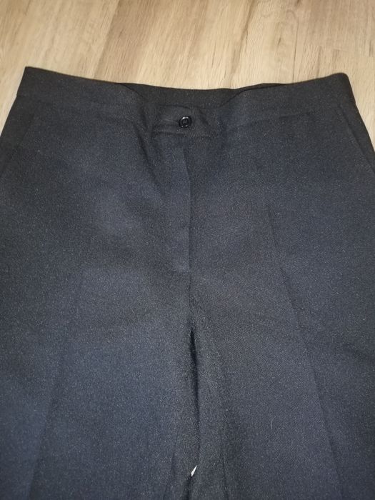 Calça clássica de senhora T-38 nova