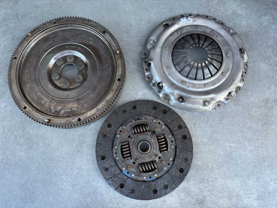 Зчеплення Сцепления Корзина Диск Маховик VW Golf 4 Skoda Octavia