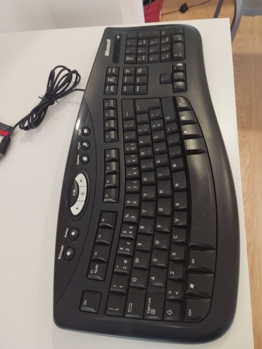 Teclado em perfeito estado