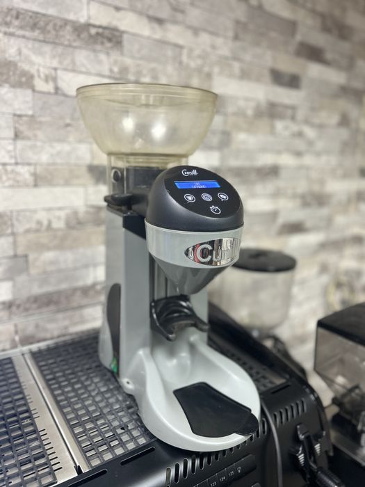 Кавомолка прямого помолу гарний стан!