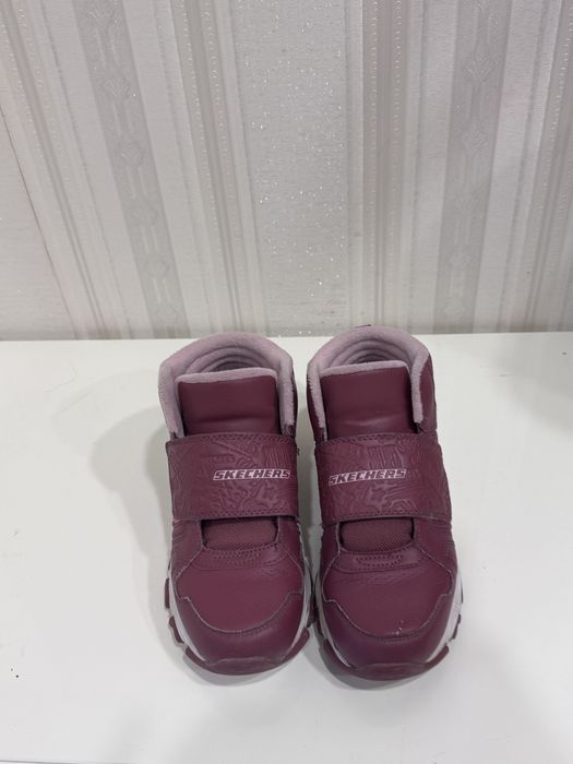 Ботинки осінні skechers