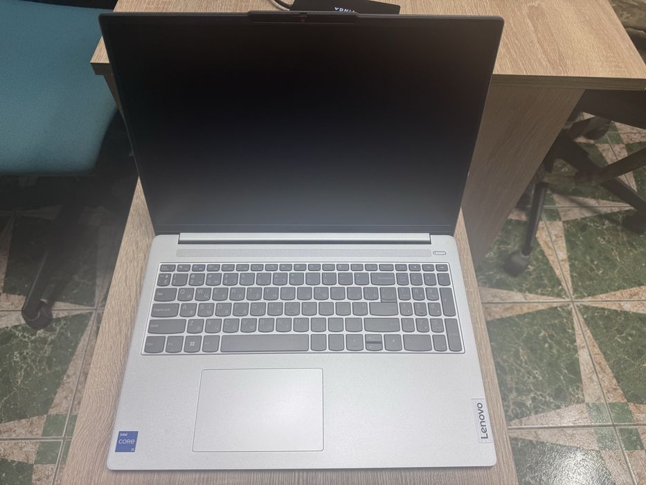 ноутбук  Lenovo IdeaPad 15