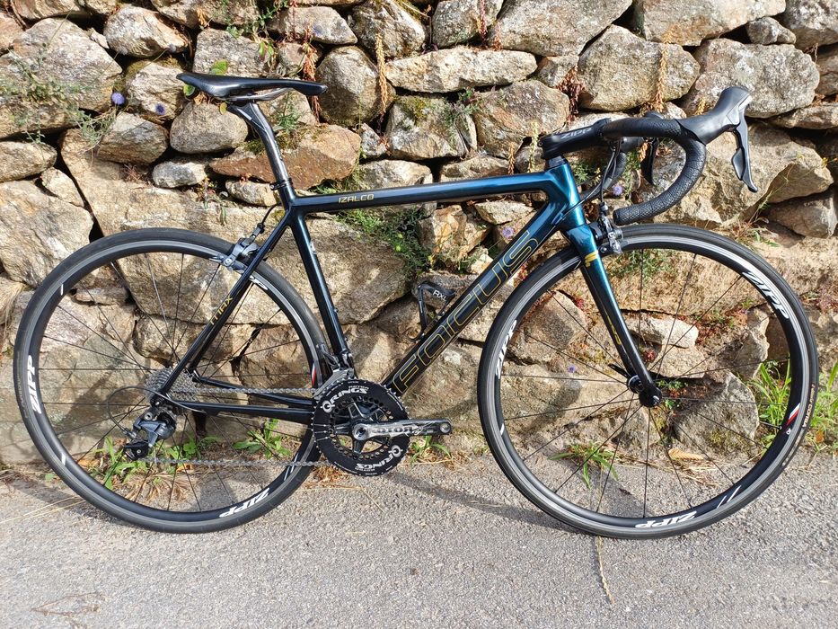 Bicicleta estrada Focus