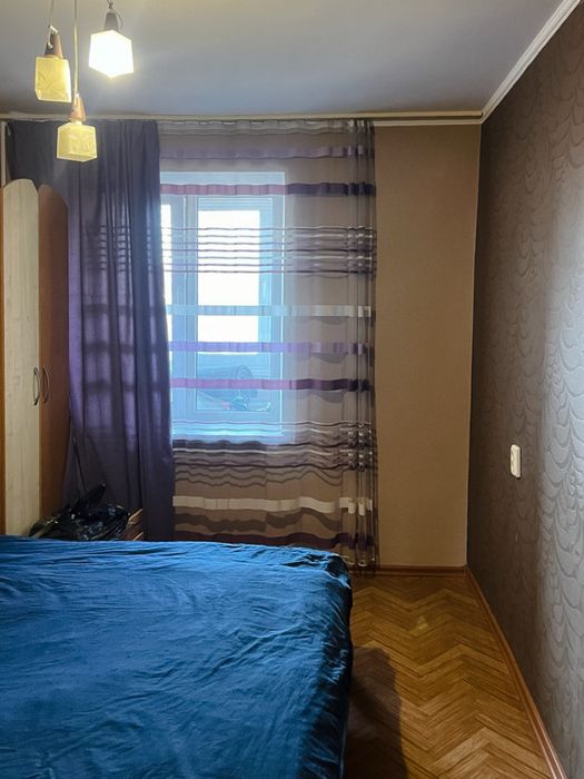 3 поверх 80м2 4 кімнати лоджія. Мазепи 20, Проспект Перемоги.