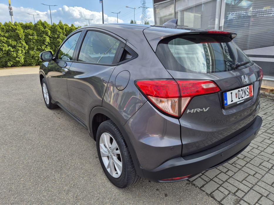 Honda H-RV  benzyna 80 tys km  navi  alu pdc z niemiec oplacone