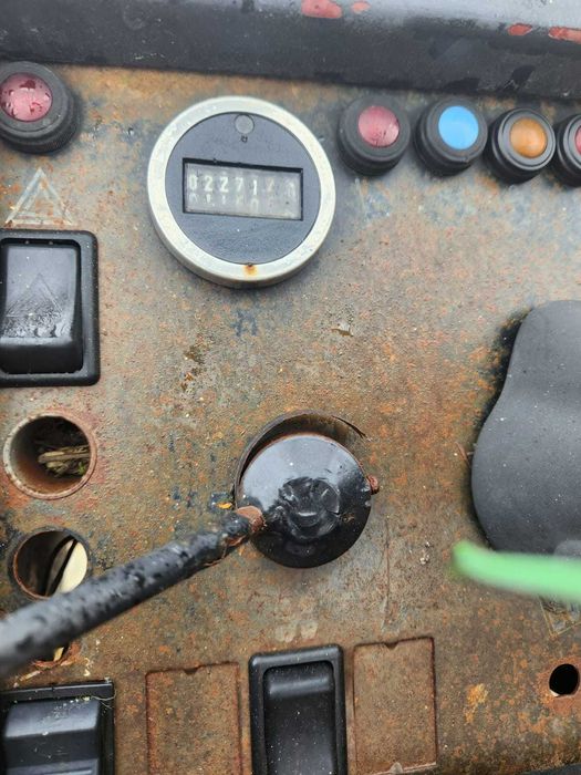 Ładowarka teleskopowa uszkodzona JCB 520 na części