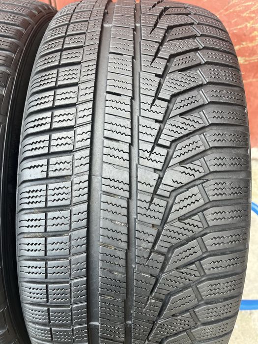 235/45/18 R18 Hankook winter I cept evo2 зима 2 шт ціна за 1 шт