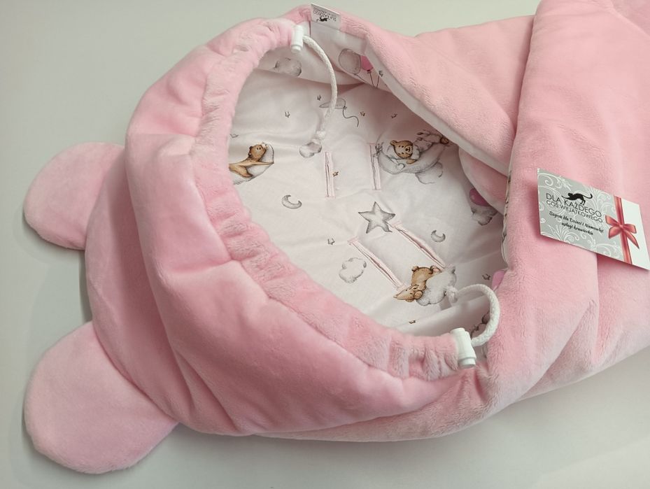 Otulacz do fotelika miś