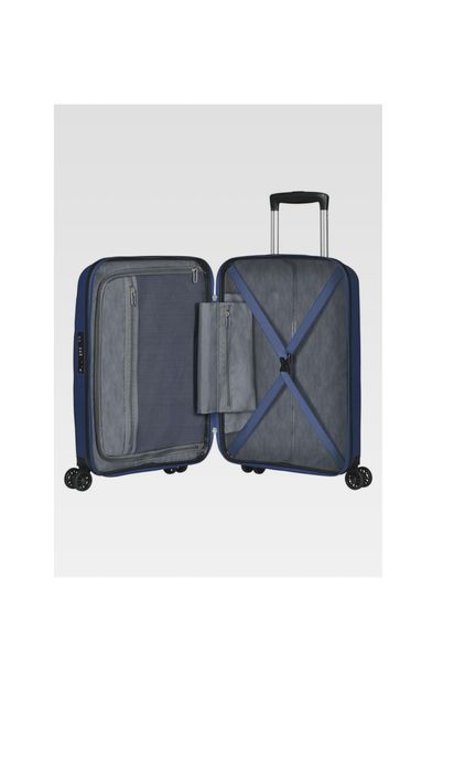 American tourister новый чемодан маленький и большой