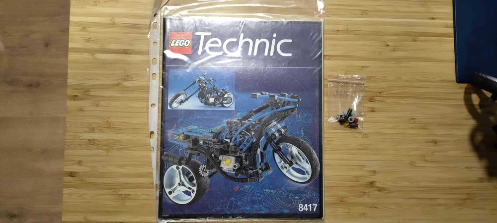 Lego Technic 8417 com oferta de portes em correio registado
