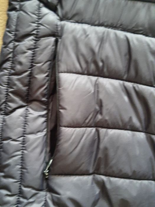 Куртка на дівчинку