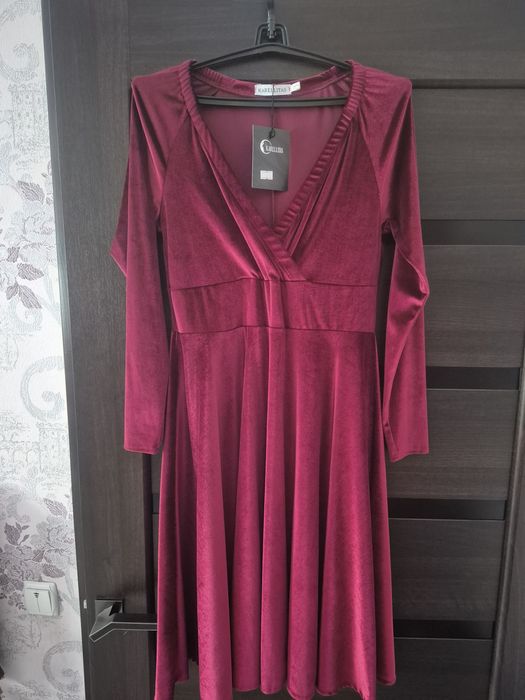 Плаття нове велюрове