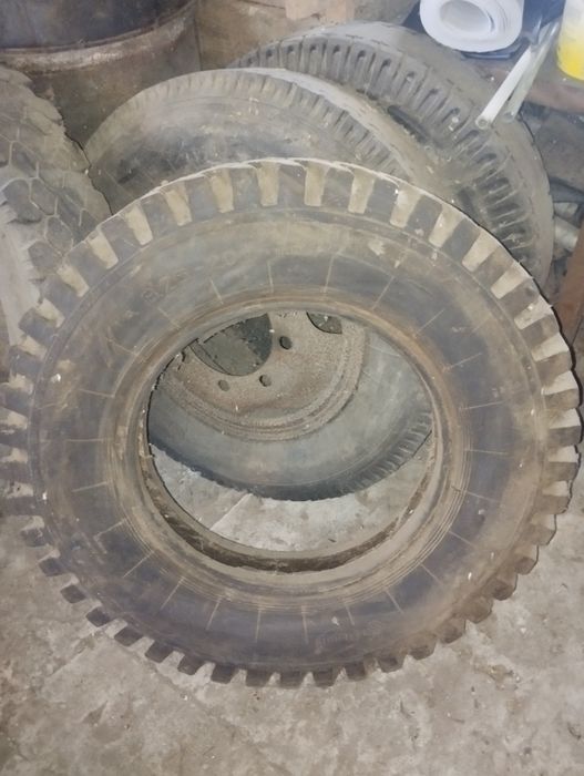 Koła do przyczepy 8.25/20