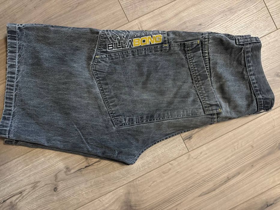 BillaBong rap rep шорты джинсовые широкие