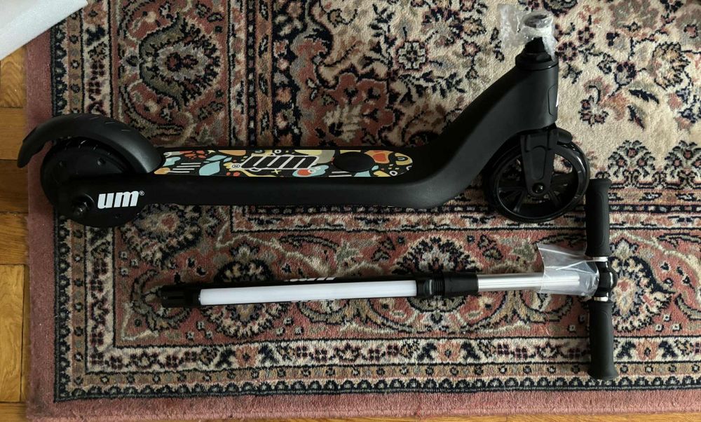 Hulajnoga elektryczna dla dzieci marki UM