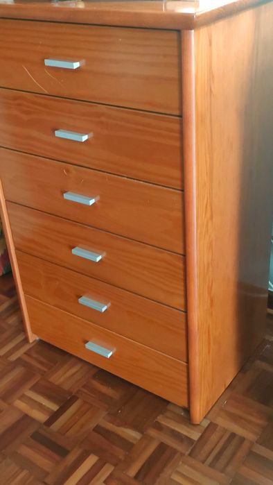 Vendo camiseiro pinho mel