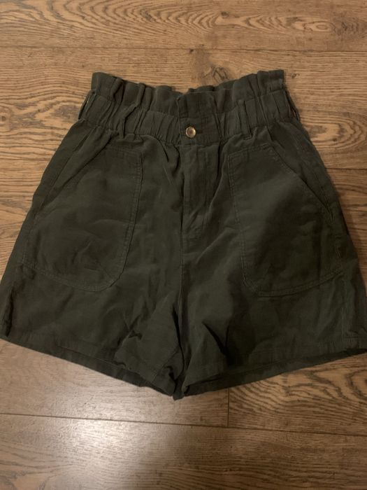 Вільветові шорти «Zara»