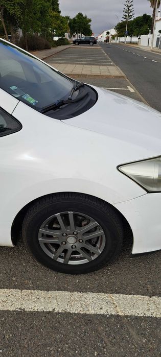 Toyota Auris 2011 1.4D