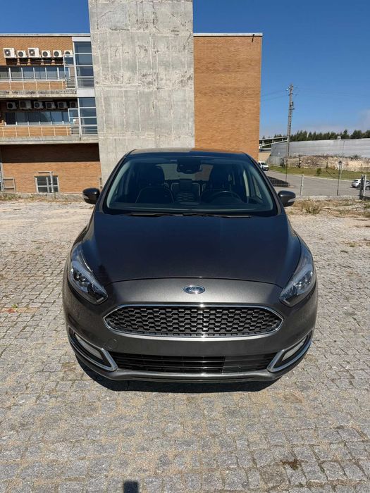 Ford SMax 2.0 Biturbo Vignale — photo 2