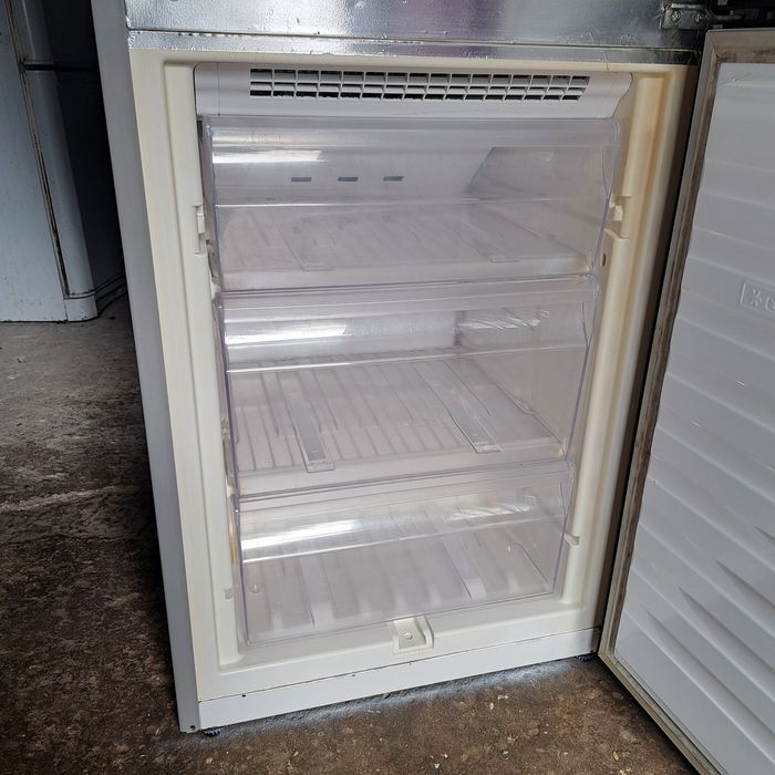 Продам холодильник Whirlpool no frost