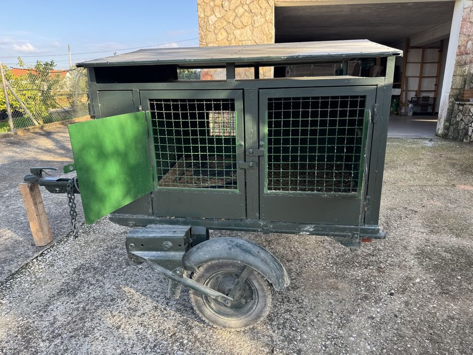 Reboque para cães de caça