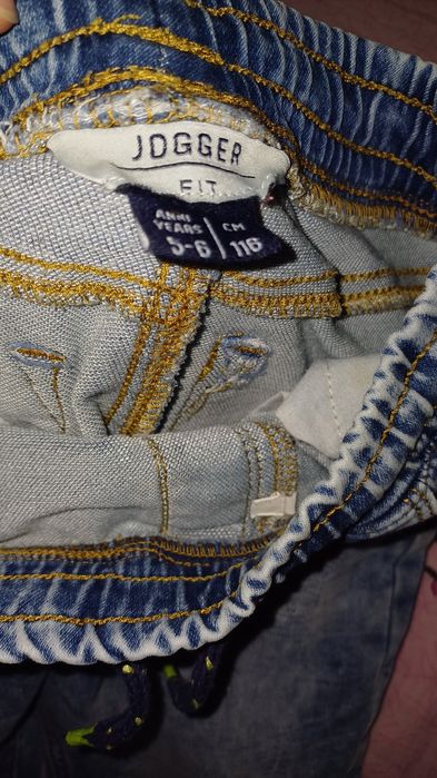 Джинси джогери на хлопчика осінь,весна  116 розмір