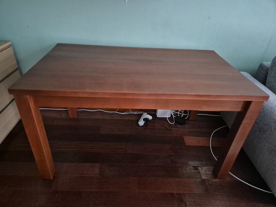 Stół do jadalni lub salonu