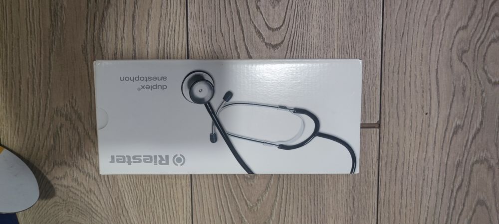Estetoscópio Novo Estetoscópio Novo 
Nunca utilizado