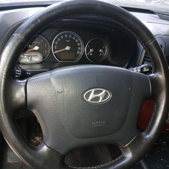 Продам Hyundai Santa FE 2 4×4 2.2CRDI Санта Фе механіка після дтп на ходу