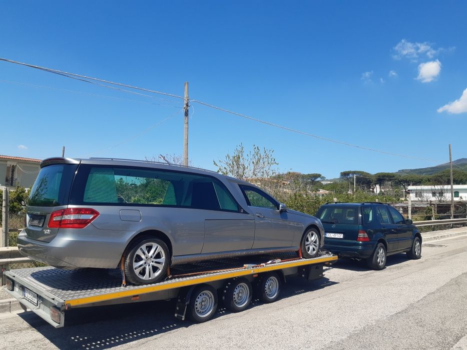 Pomoc drogowa autolaweta transport aut Europa - Polska holowanie laweta z niemiec