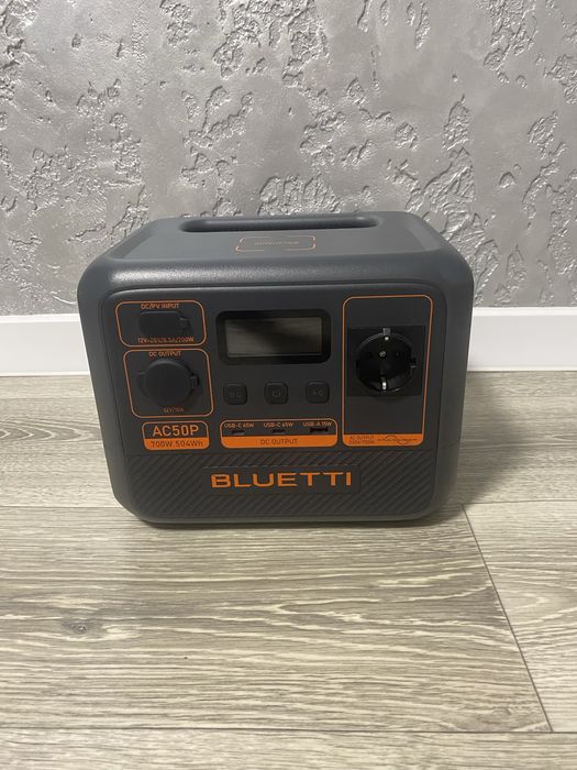 Зарядна станція Bluetti AC50P / 700 Вт / 504 Вт⋅год / LiFePO4