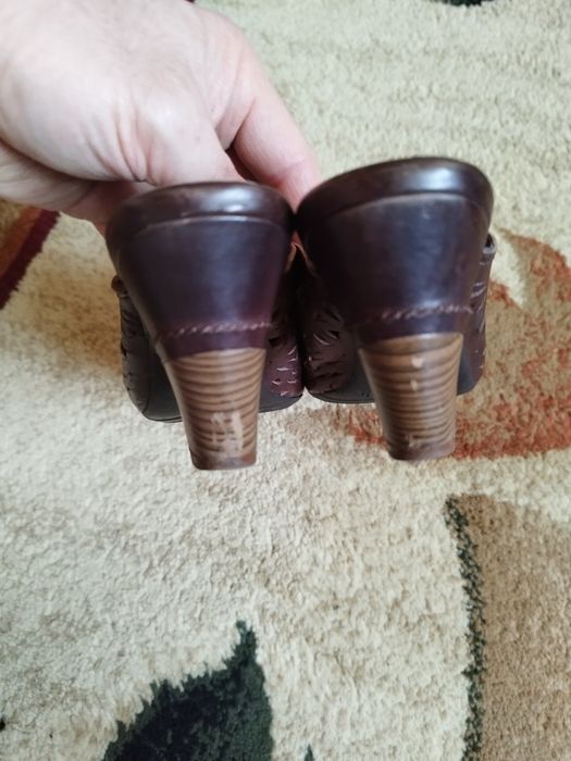 Жіночі шкіряні сабо, шльопанці Pikolinos clarks
