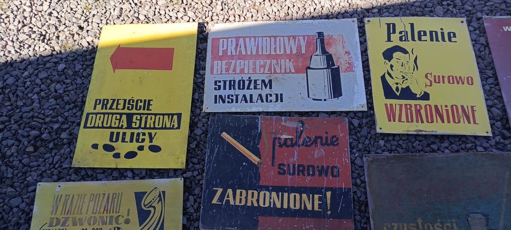 Stare metalowe tablice PRL