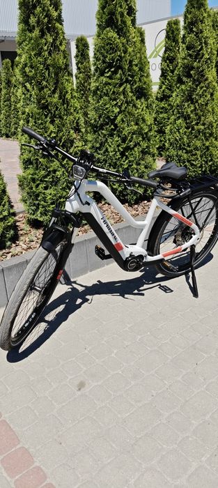 Преміальний електровелосипед  Haibike Trekking 7 Low Standover, 2021 рік.