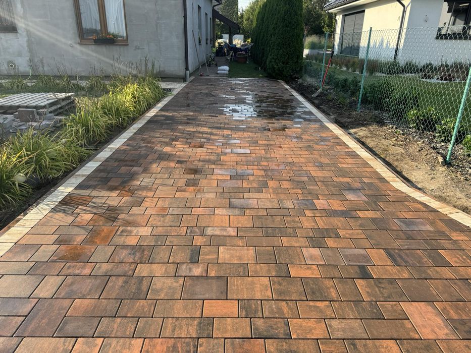 Układanie kostki brukowej