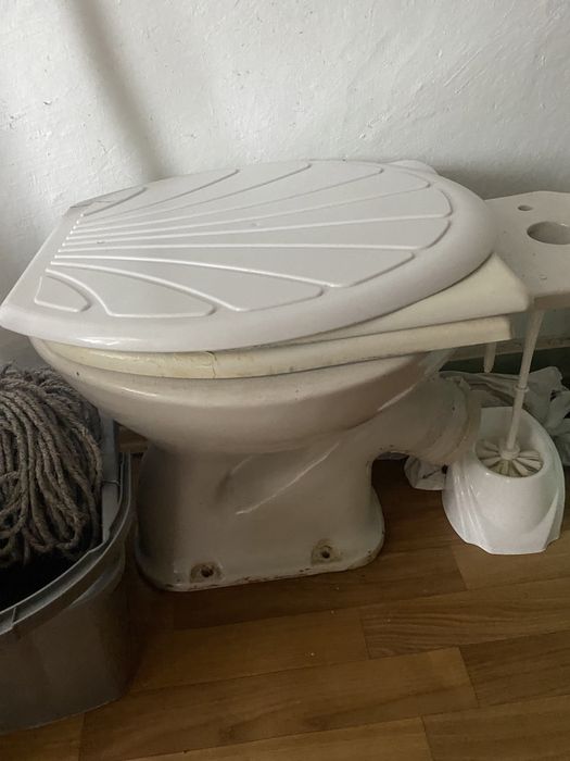 Продам новий унітаз